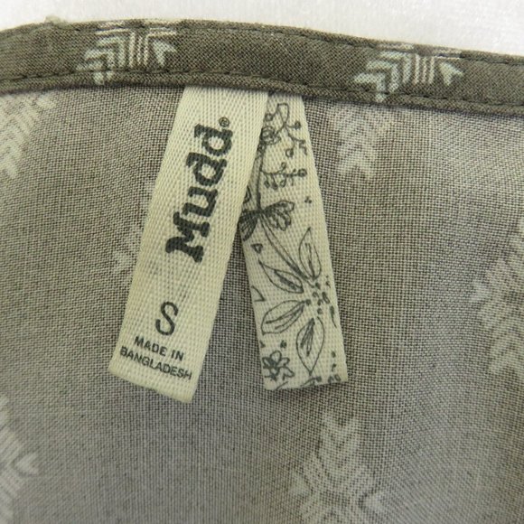 Green Blouse by Mudd - Picture 6 of 9